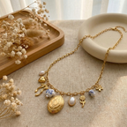 COLLIER ALMA